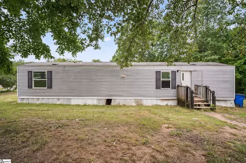 2089 E Georgia Rd, Woodruff, SC 29388