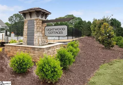 3290 Cypress Hollow Dr, Moore, SC 29369 photo 2
