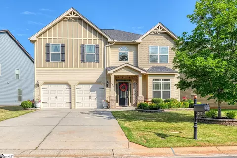 257 N Radcliff Way, Spartanburg, SC 29301