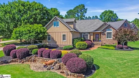 204 Tuscan Ridge Trl, Inman, SC 29349