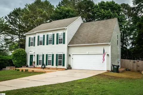 135 Bathurst Ln, Simpsonville, SC 29681