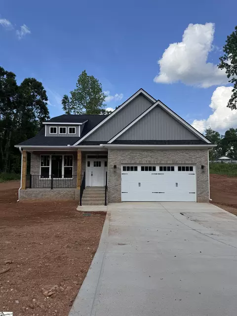 3 Eastwood Ct, Taylors, SC 29687