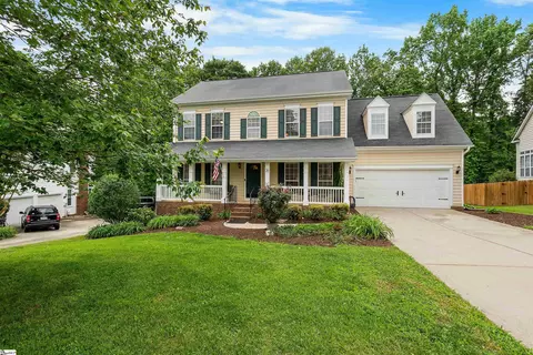 26 Willow Oak Ct, Simpsonville, SC 29681