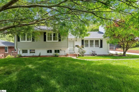 28 Lullwater Rd, Greenville, SC 29607