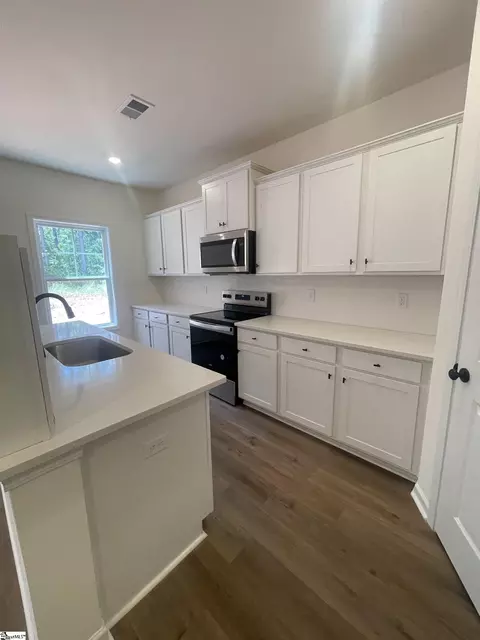1 Sweetgrass St, Central, SC 29630 photo 7