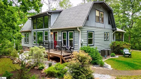 220 Family Dr, Seneca, SC 29678