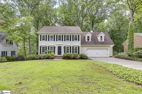 703 Creekview Dr, Greenville, SC 29607