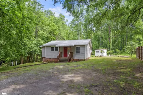 10426 Greenville Hwy, Wellford, SC 29385