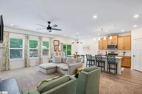 206 Walking Stick Way, Pelzer, SC 29669 photo 11