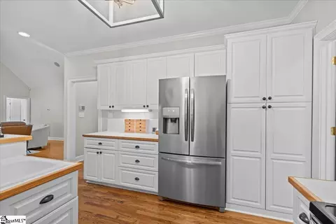 110 Red Maple Cir, Easley, SC 29642 photo 12