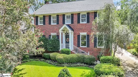 42 Oak Crest Ct, Greenville, SC 29605
