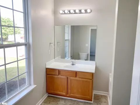 Bath - 15 Tack Ln, Greer, SC 29650 photo 2 of 2