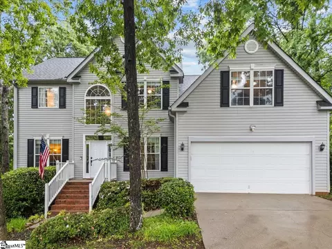 506 Neely Farm Dr, Simpsonville, SC 29680