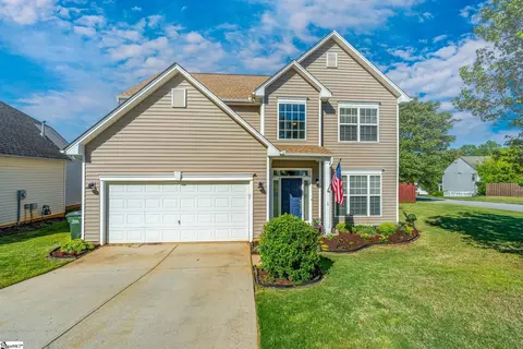 300 Stillwater Ct, Simpsonville, SC 29681