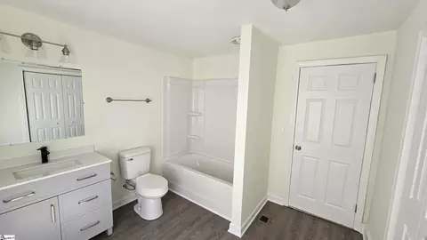 314 S 7th St, Easley, SC 29640 photo 9