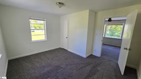 314 S 7th St, Easley, SC 29640 photo 3