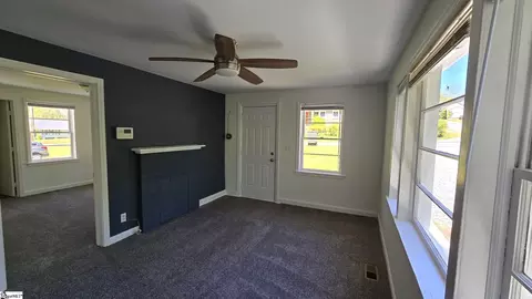 314 S 7th St, Easley, SC 29640 photo 5