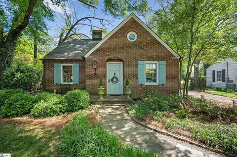 13 Rice St, Greenville, SC 29605