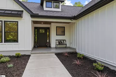 Exterior - 2195 Noe Rd, Greer, SC 29651 photo 3 of 6