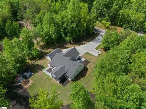 View/Area - 2195 Noe Rd, Greer, SC 29651 photo 5 of 6