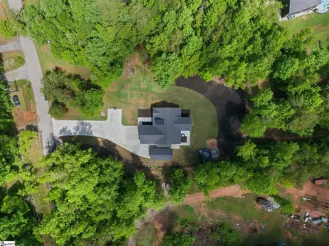 View/Area - 2195 Noe Rd, Greer, SC 29651 photo 2 of 6