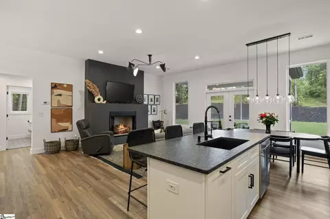 Kitchen - 2195 Noe Rd, Greer, SC 29651 photo 3 of 3