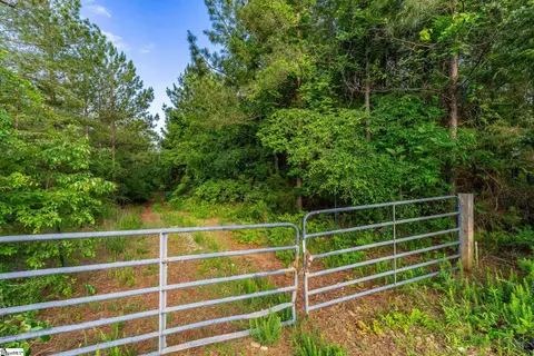 11277 Highway 221 S, Waterloo, SC 29384