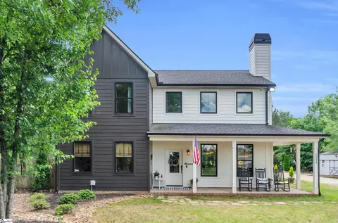1331 Groce Meadow Rd, Taylors, SC 29687