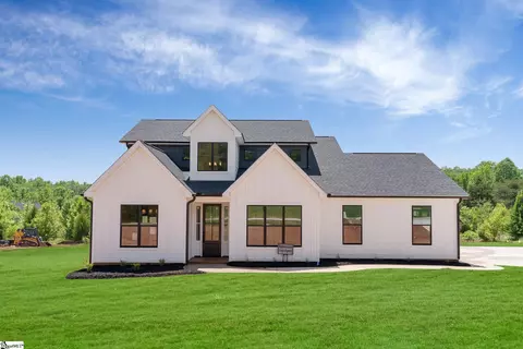 17 Burns Rd, Travelers Rest, SC 29690