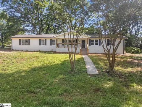 408 Bent Creek Dr, Greer, SC 29650