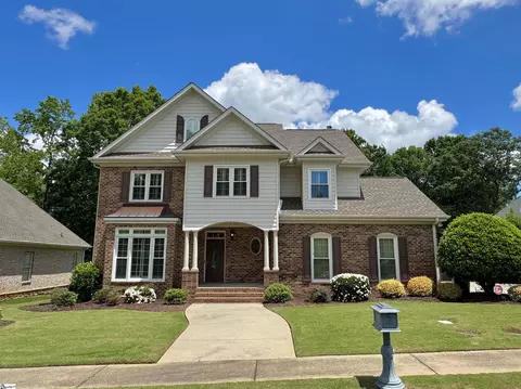 304 Chancellors Park Dr, Simpsonville, SC 29681