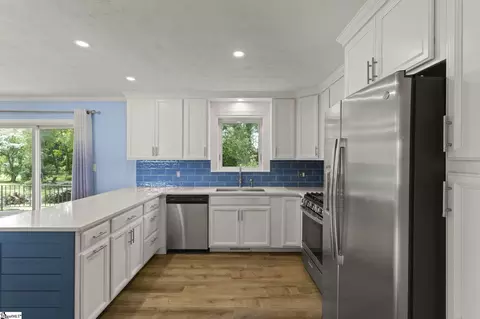 116 E Hill Dr, Easley, SC 29640 photo 6