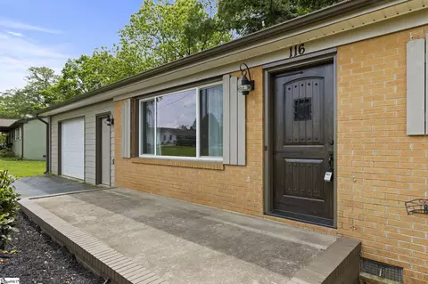 116 E Hill Dr, Easley, SC 29640 photo 2