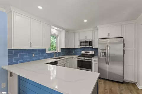 116 E Hill Dr, Easley, SC 29640 photo 5