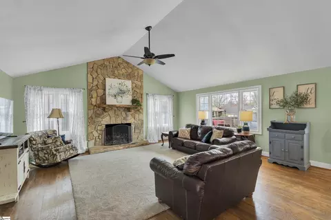 117 Terrence Ct, Greer, SC 29650 photo 7