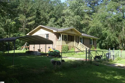 208 Baldwin Circle Ext, Clinton, SC 29325