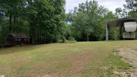38 Harbor Crest Dr, Waterloo, SC 29384 photo 7