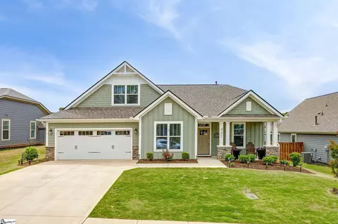 421 Wynstone Pl, Greenville, SC 29607