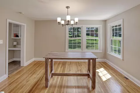 Dining - 19 Ware St, Ware Shoals, SC 29692 photo 1 of 1