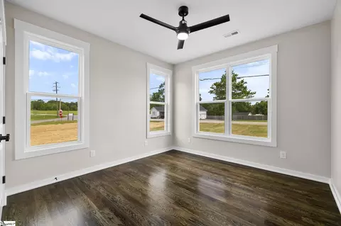 Bedroom - 1047 Ansel School Rd, Greer, SC 29651 photo 3 of 4