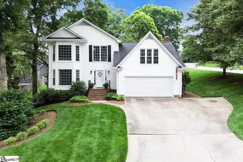 100 Firethorne Dr, Greer, SC 29650