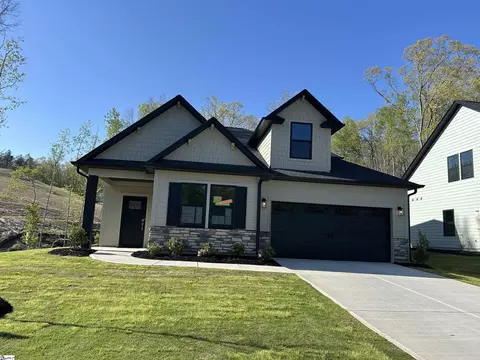 118 Shale Dr, Central, SC 29630