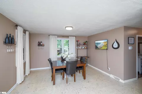 301 John St, Greer, SC 29651 photo 13
