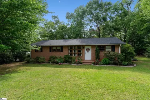 301 John St, Greer, SC 29651 photo 2
