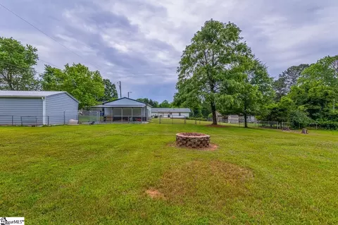 Exterior - 217 Ponder Rd, Greer, SC 29651 photo 4 of 5