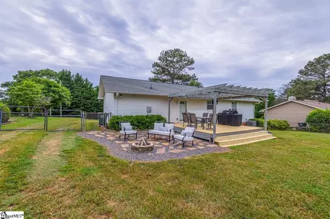 Exterior - 217 Ponder Rd, Greer, SC 29651 photo 2 of 5