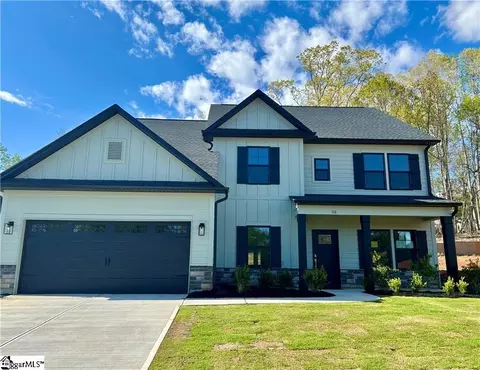 116 Shale Dr, Central, SC 29630