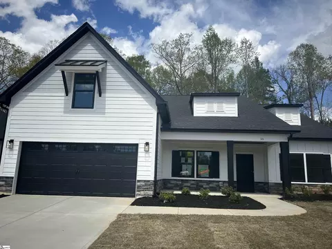 110 Shale Dr, Central, SC 29630 photo 2