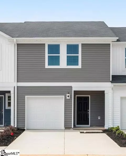 819 Ernest Ln, Lyman, SC 29365