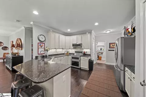 Kitchen - 77 Angus Run, Seneca, SC 29672 photo 3 of 4